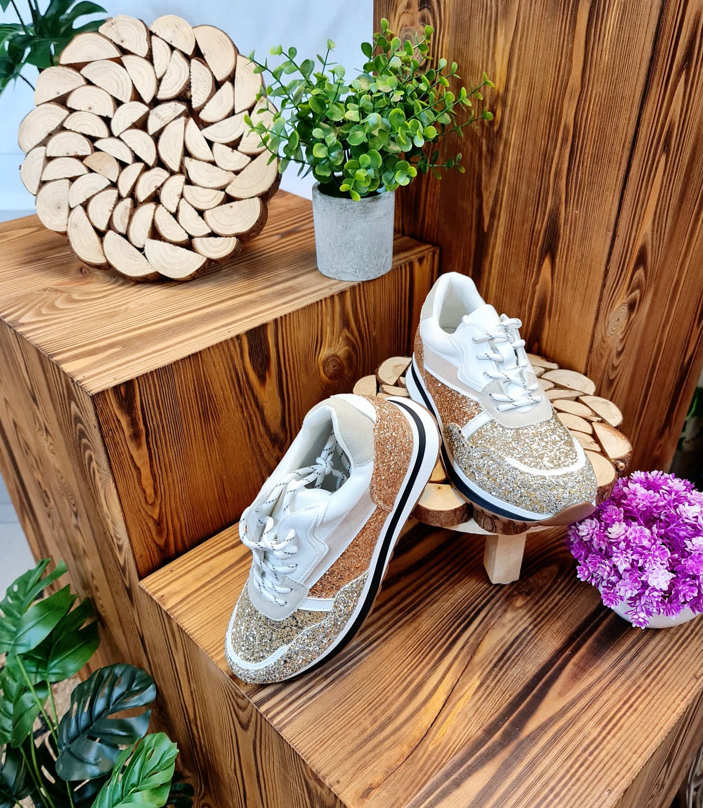 " SNEAKER'S DIVA "