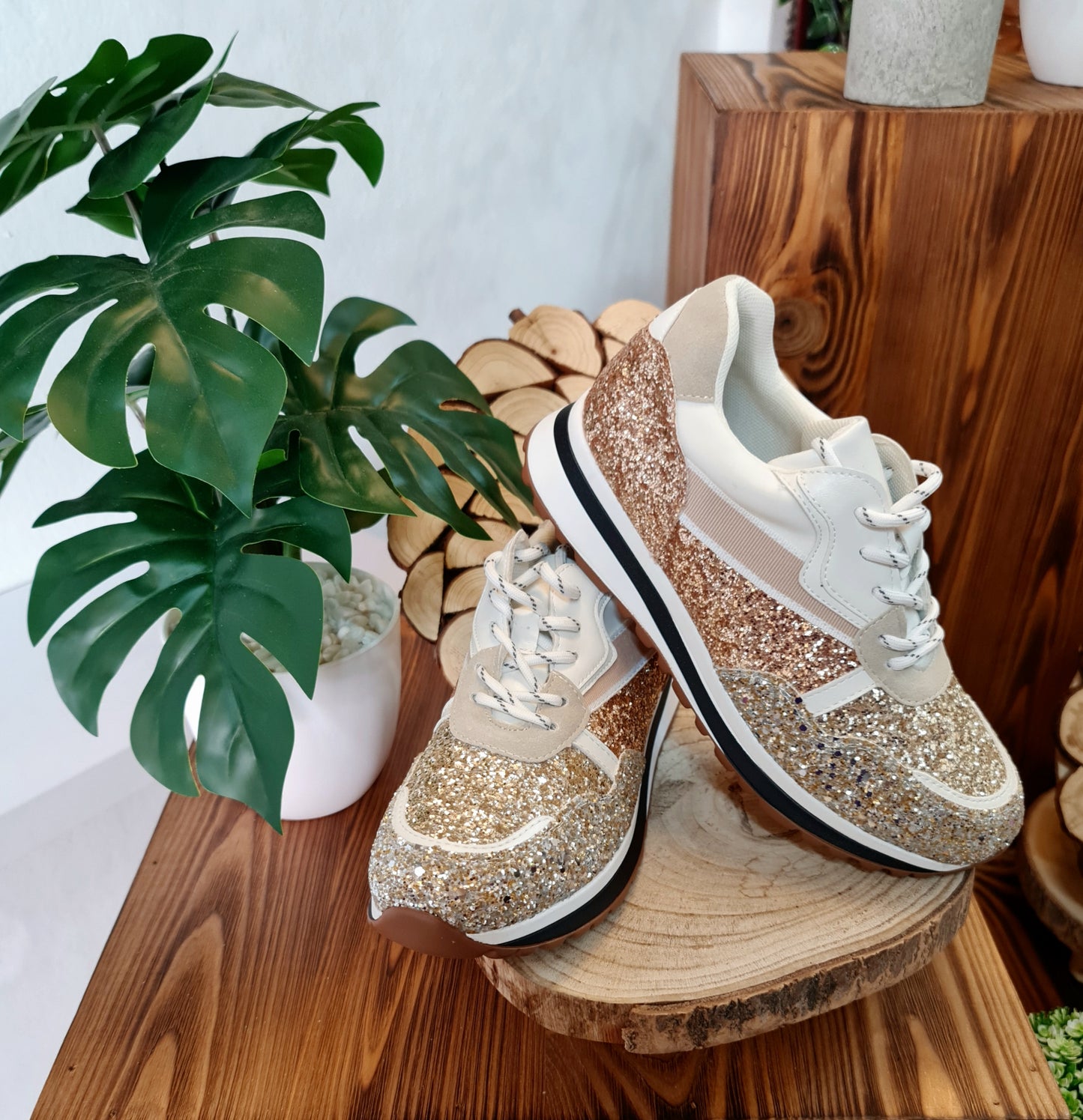 " SNEAKER'S DIVA "