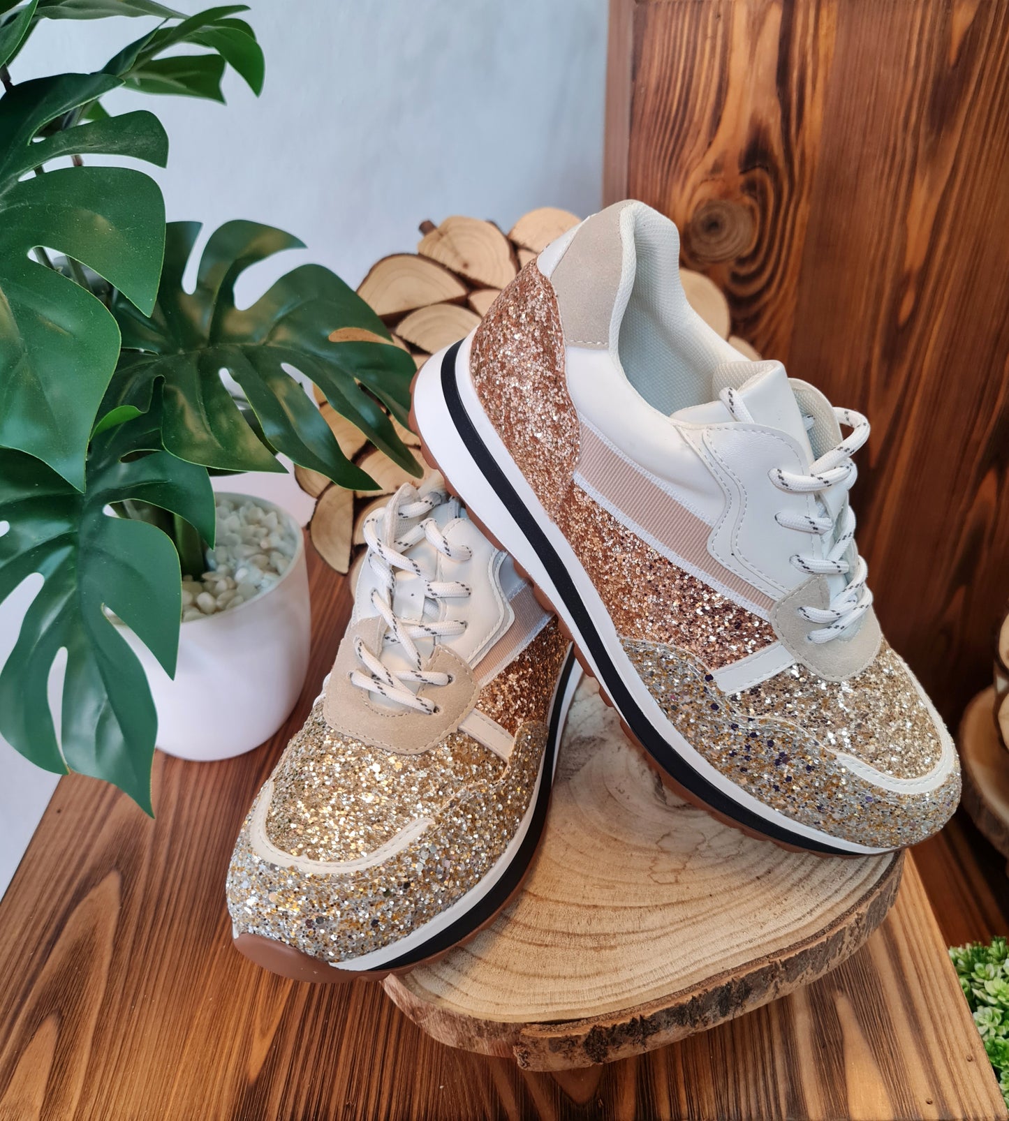 " SNEAKER'S DIVA "