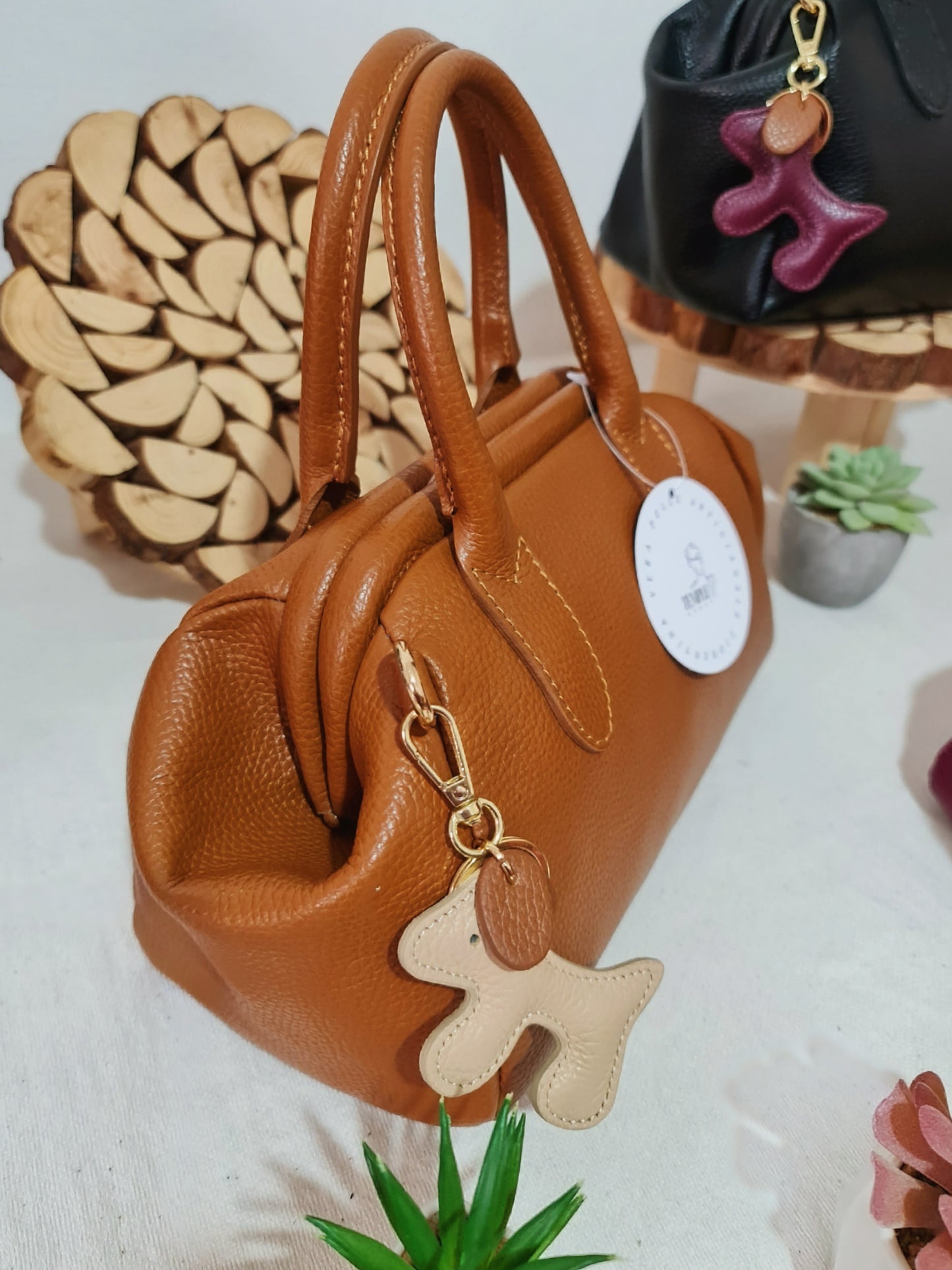 BAULETTO APERTURA A SCATTO IN PELLE DOLLARO " MOIRA "