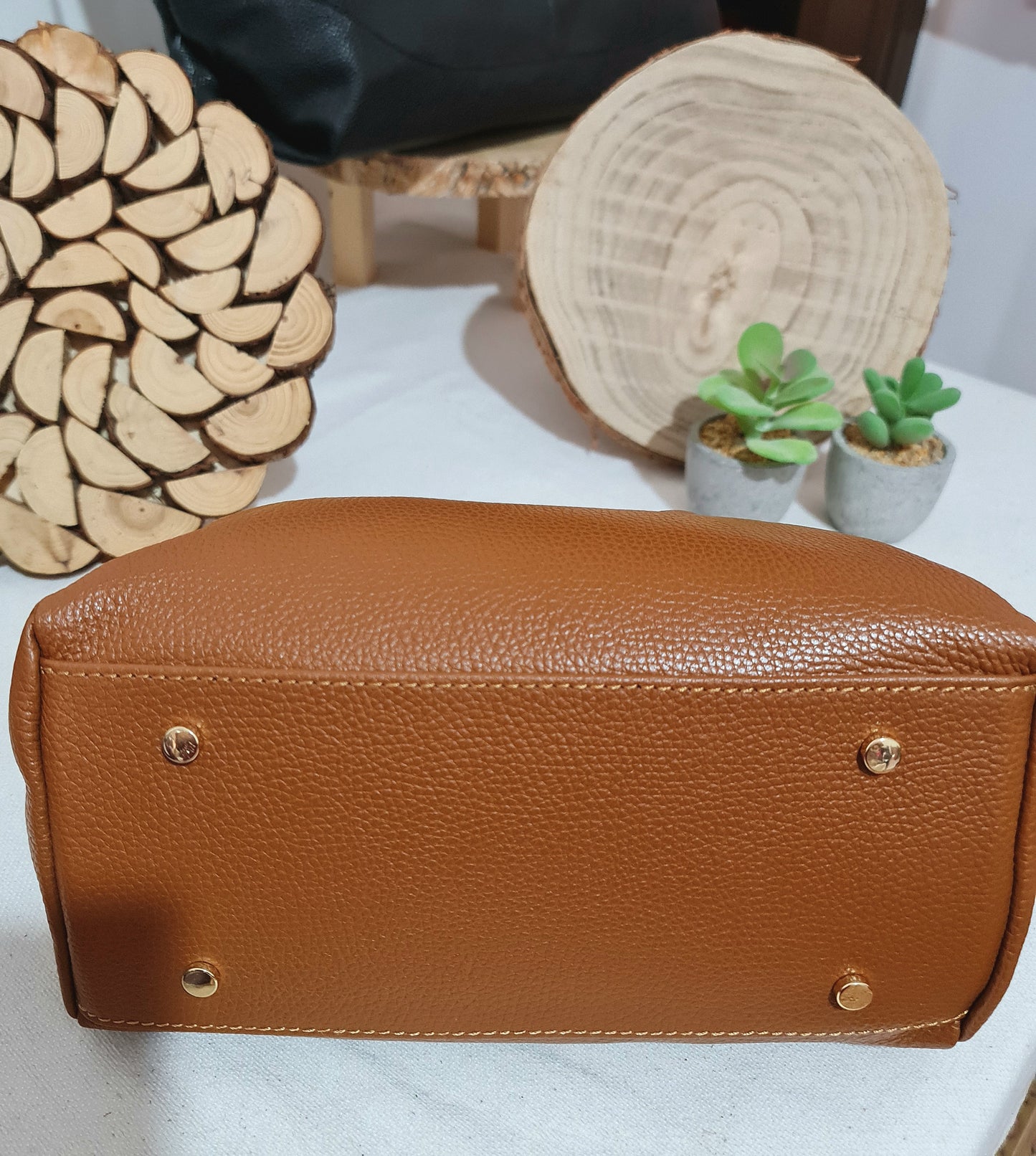 BAULETTO APERTURA A SCATTO IN PELLE DOLLARO " MOIRA "