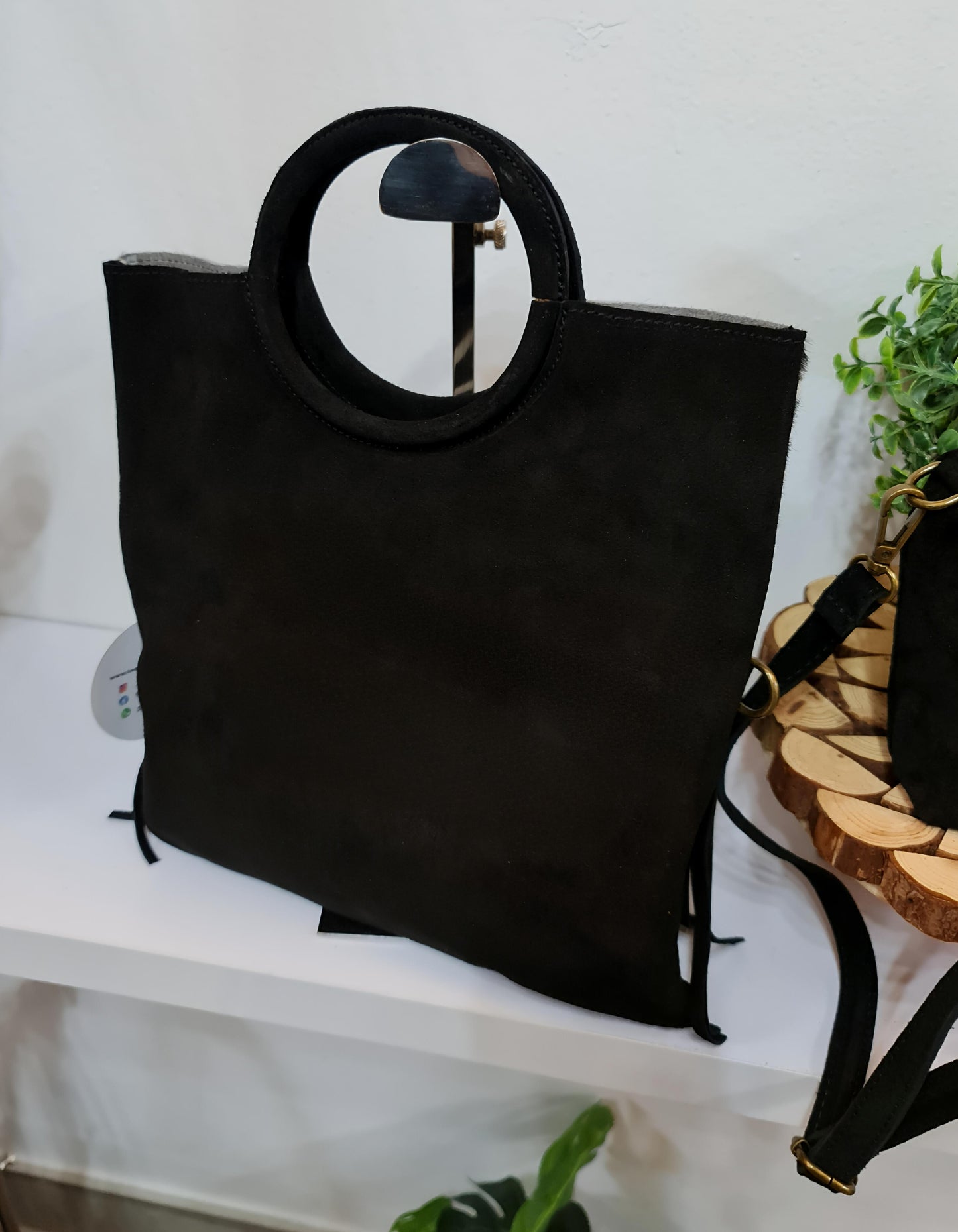 " CARLA NABUK E CAVALLINO "