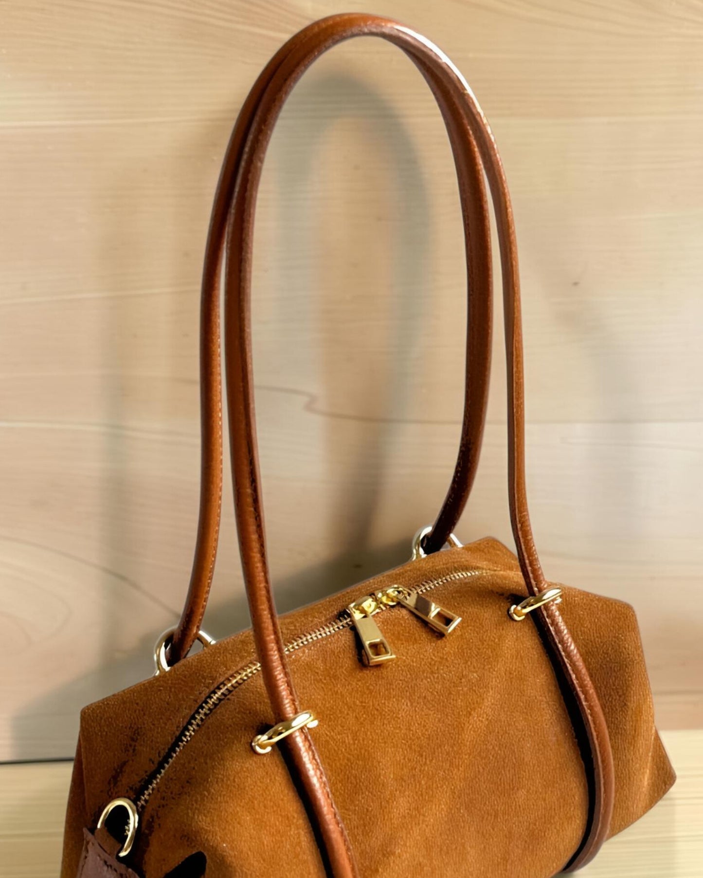 Borsa " Sofia " in Vera Pelle Suede e Dollaro – L'Eccellenza dell'Artigianato Fiorentino