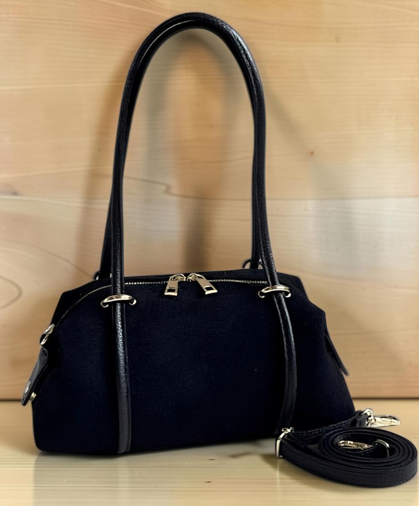 Borsa " Sofia " in Vera Pelle Suede e Dollaro – L'Eccellenza dell'Artigianato Fiorentino