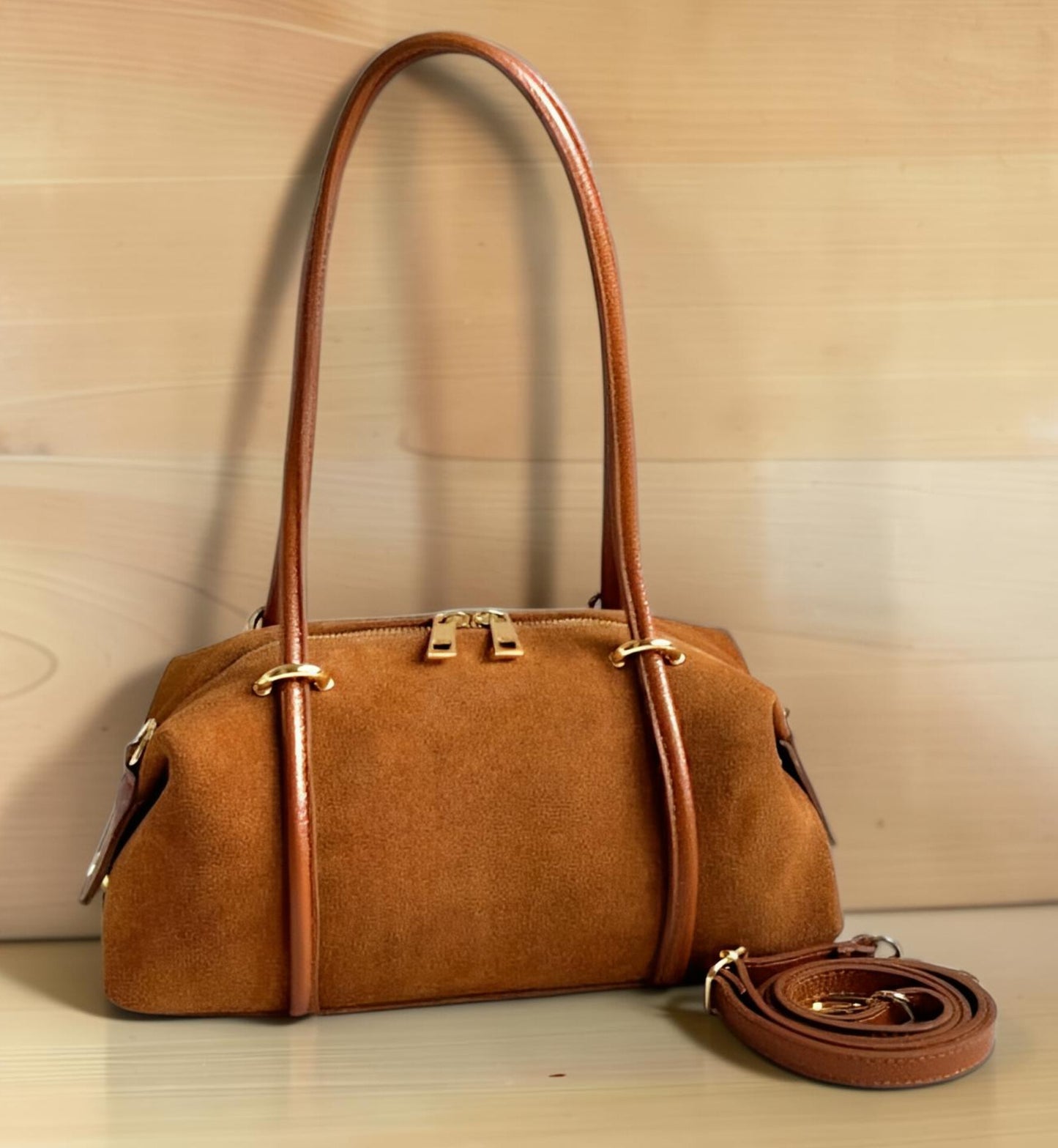 Borsa " Sofia " in Vera Pelle Suede e Dollaro – L'Eccellenza dell'Artigianato Fiorentino
