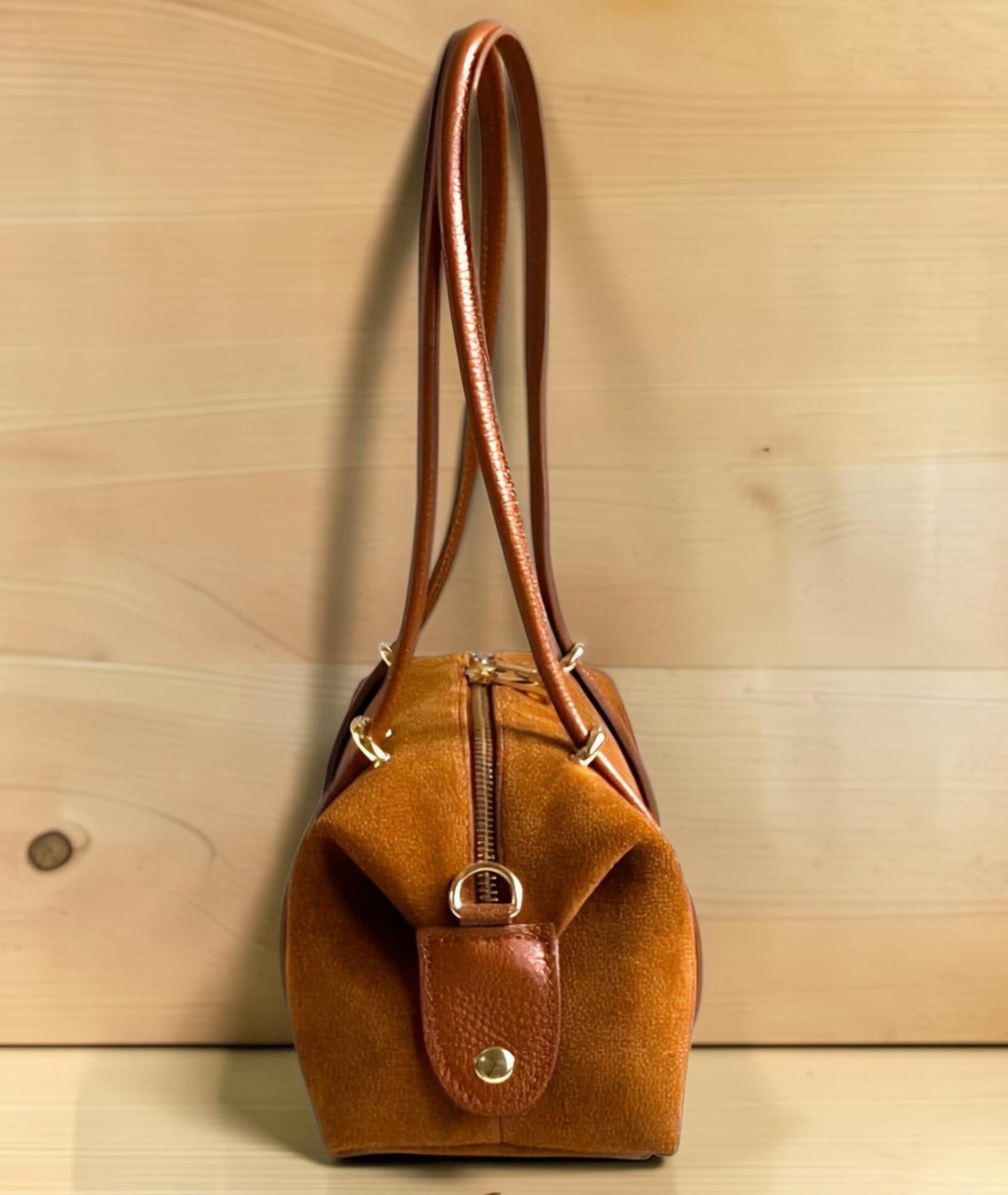 Borsa " Sofia " in Vera Pelle Suede e Dollaro – L'Eccellenza dell'Artigianato Fiorentino